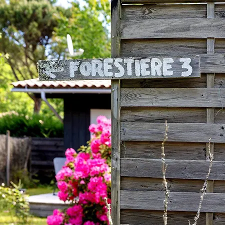 La Forestiere Nocleg ze śniadaniem